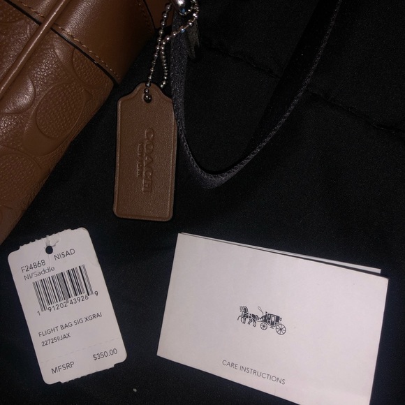 Men’s Coach Flight Bag. - Picture 3 of 5